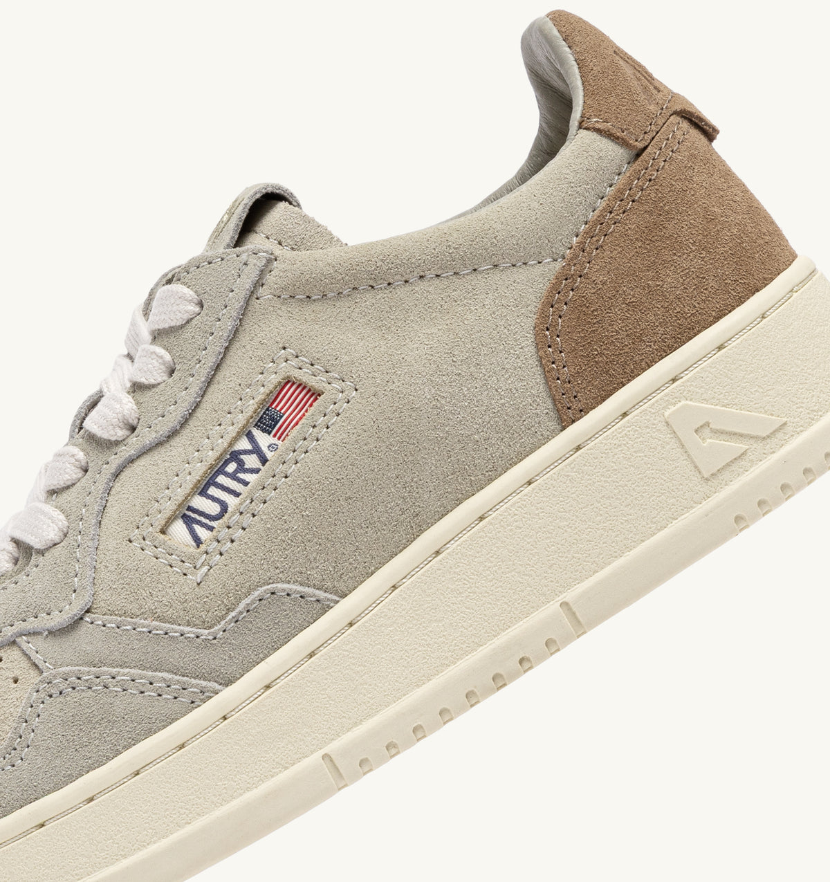 AUTRY Men Medalist TS37 - Tricolor/Suede Cigar/Papyrus/Pelican