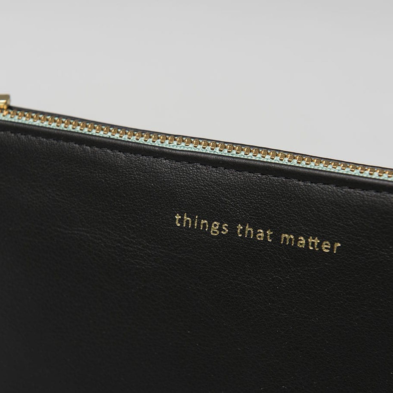 Pouch LRG "Things that Matter"