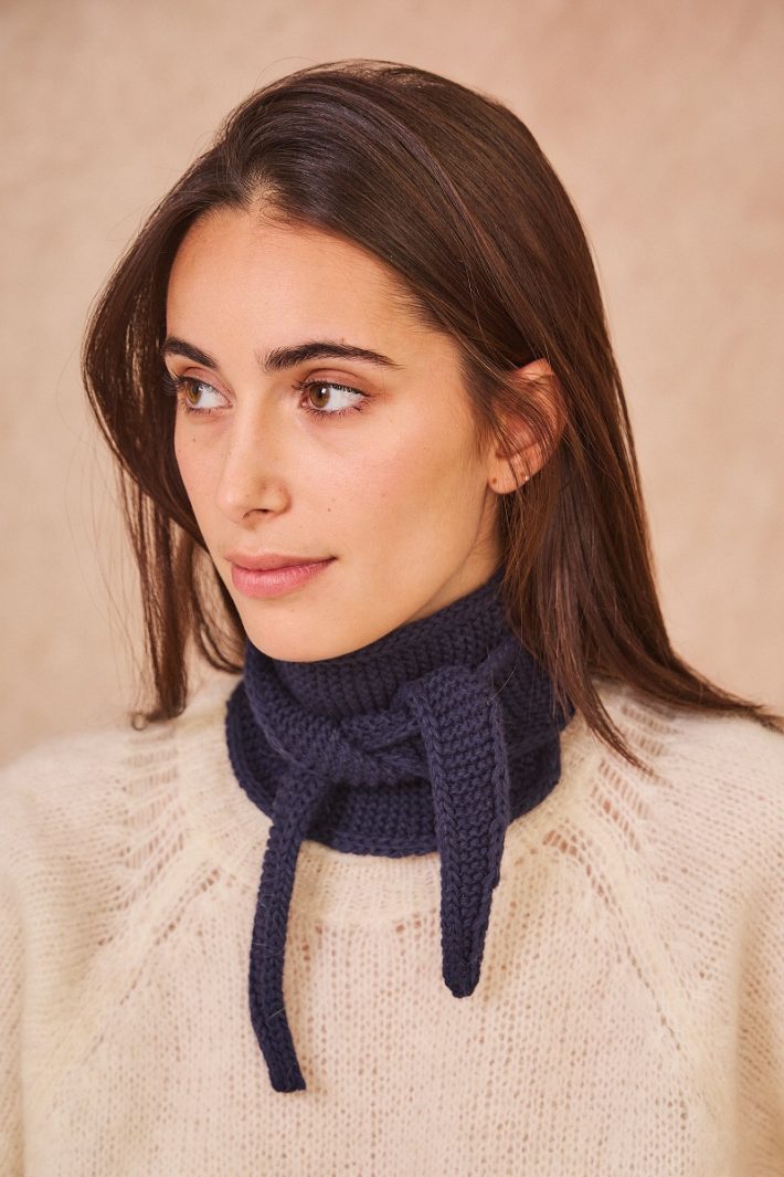 Sophie Scarf - navy blue